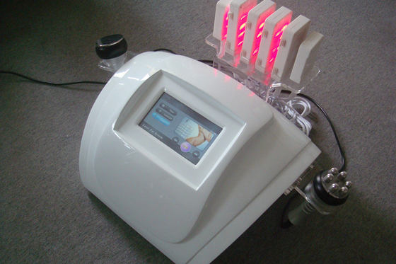 laser de Lipo de corps du visage 650nm amincissant la machine avec 2 poignées